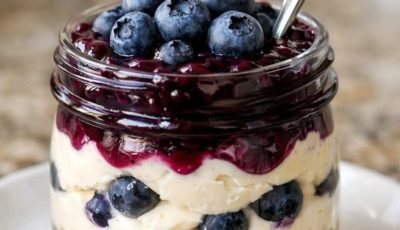 Blueberry Cheesecake Parfait Recipe
